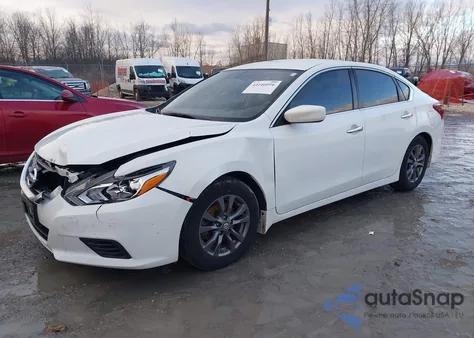2018 Nissan Altima 2.5 S z USA, uszkodzony, nr VIN 1N4AL3AP7JC474607